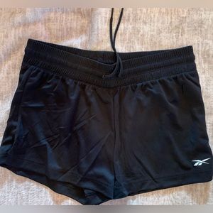 Reebok Lightweight Athletic Drawstring Shorts Women’s Medium Speedwick, BNWT